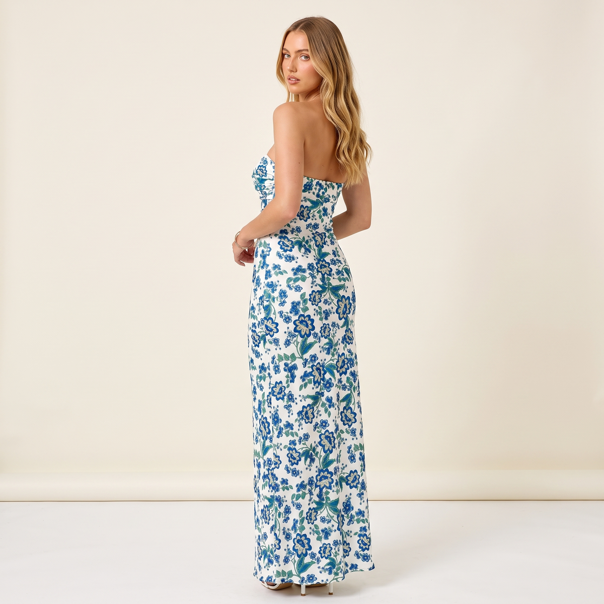 Adeline Strapless Sweetheart Floral Maxi Dress – Blue Floral – back view